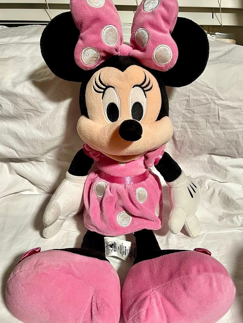 Official Disney Store Medium Minnie Mouse Pink Polka Dot Plush Doll 20"